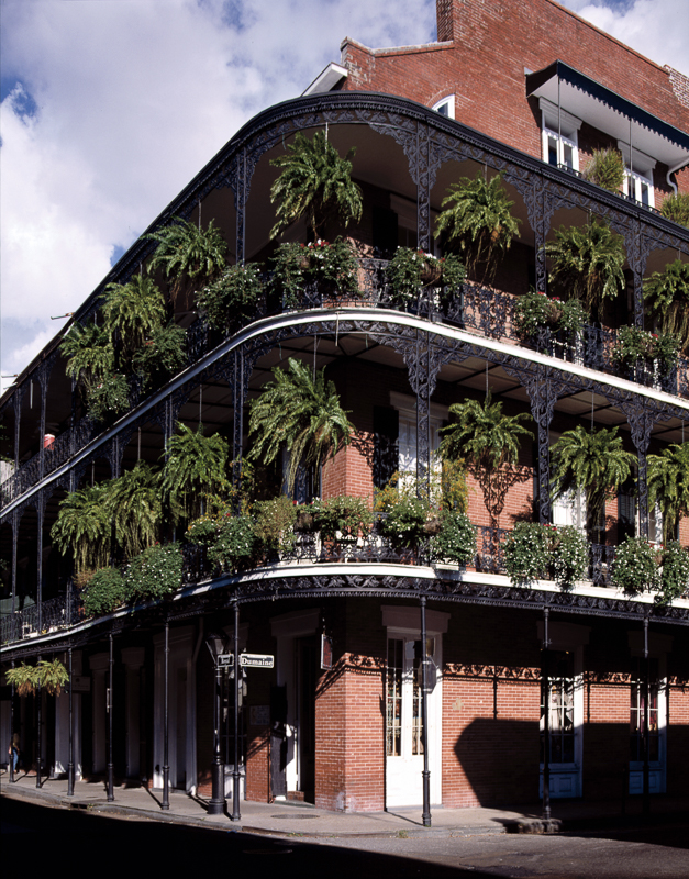 Royal & Dumaine